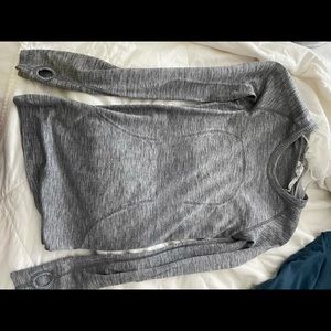 Lululemon gray long sleeve swiftly tech top
